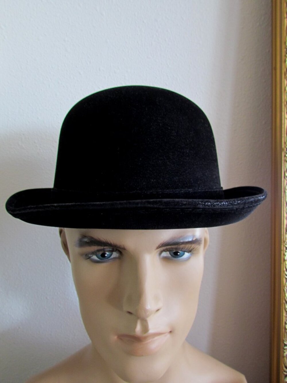 DERBY HAT, MEDIUM, 7 1/8, 22 1/2", BLACK HARD SHELL MEN'S HAT that STAYS ON